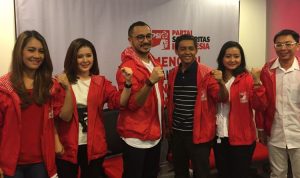 giring nidji ke politik