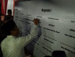 Bupati Kepulauan Meranti Bersama Kapolda Riau, Danrem 031/WB serta Kabinda Riau Lakukan Deklarasi Anti Hoax