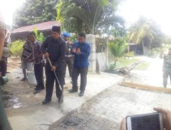 Bupati Siak Lakukan Peletakan Batu Pertama  Semenisasi Jalan Cempaka RT 03 RW 05 Kandis Kota