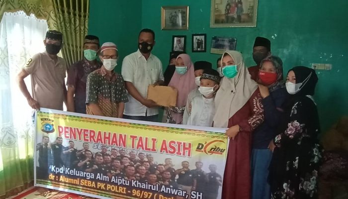 Alumni Dasba Polri/Alumni Seba PK Polri 96/97 Melaksanakan Kunjungan Bhakti Sosial dan Tali Asih di Kediamanan Almarhum Khairul Anwar,SH.